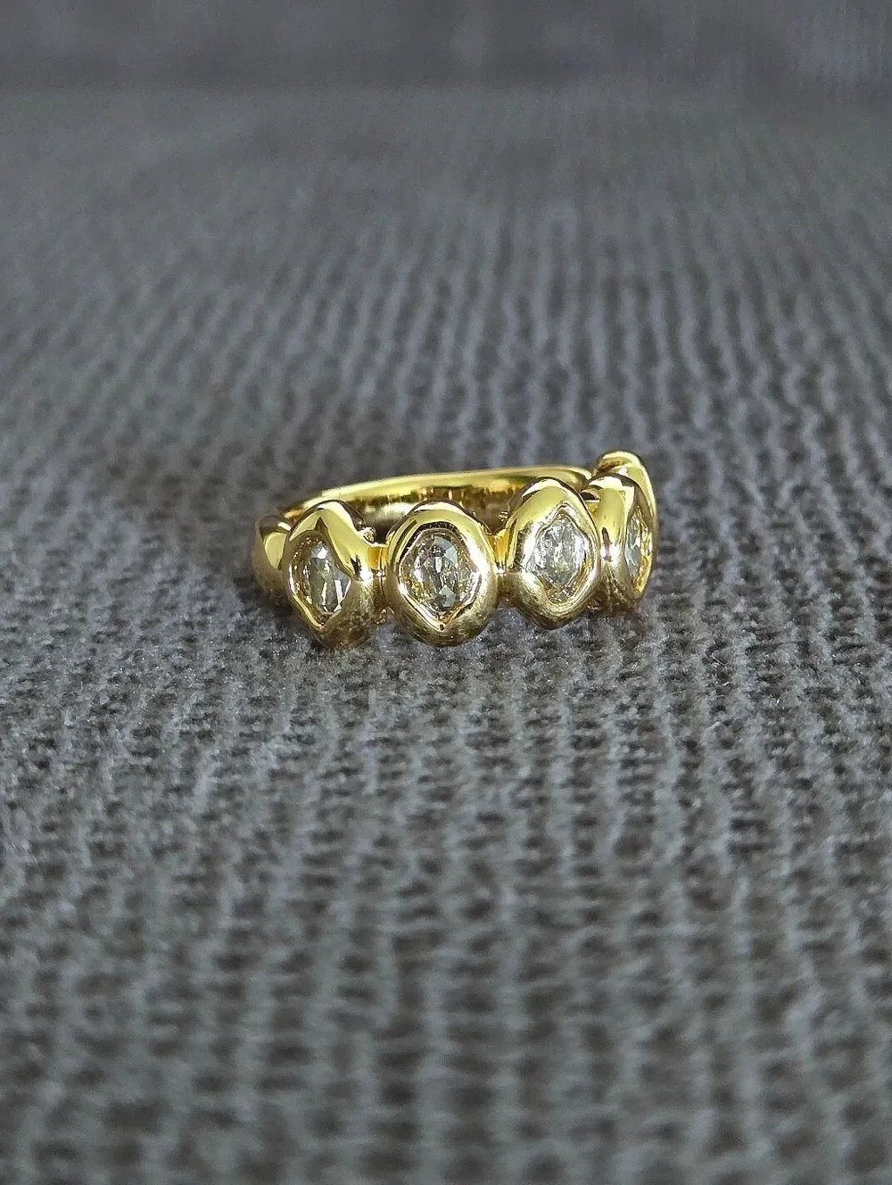 ✨️HP✨️ Alexis Bittar Molten Gold💛 with Clear Crystals💎 Ring💍 - NWT